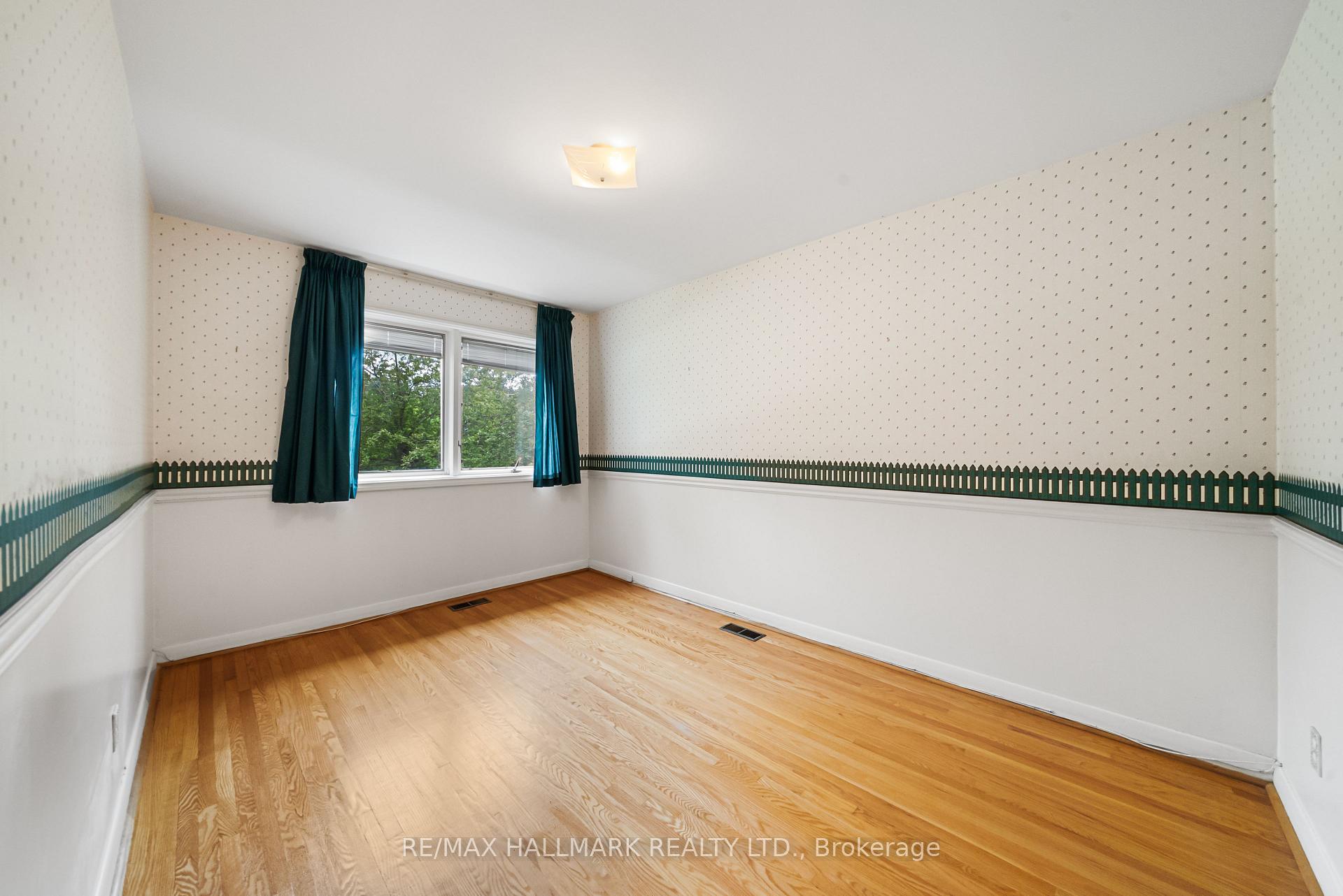 17 Greenyards Drive, Toronto