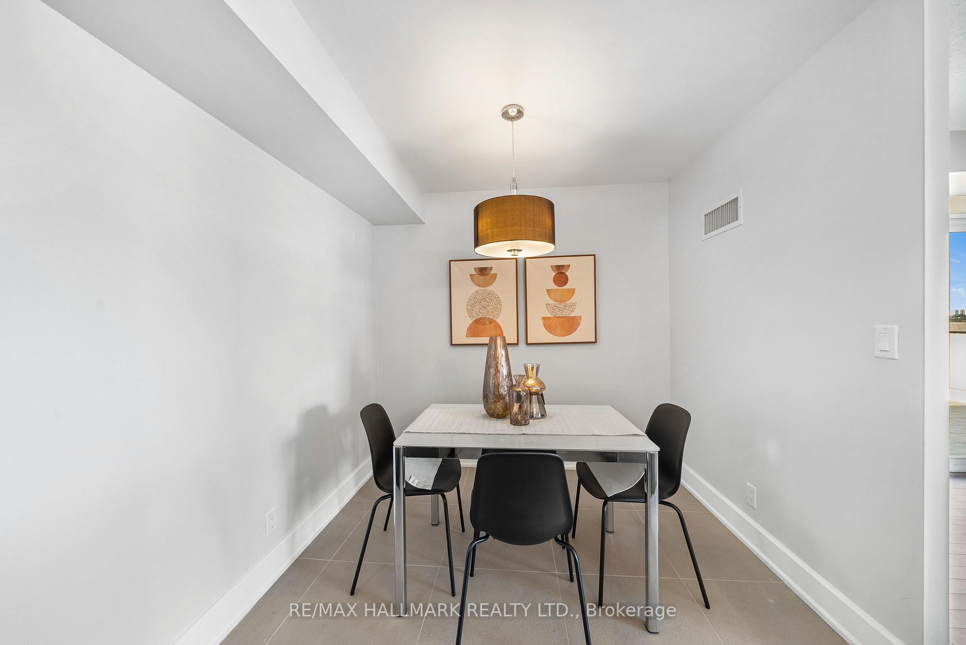 676 Sheppard Avenue E 708, Toronto Unit: 708