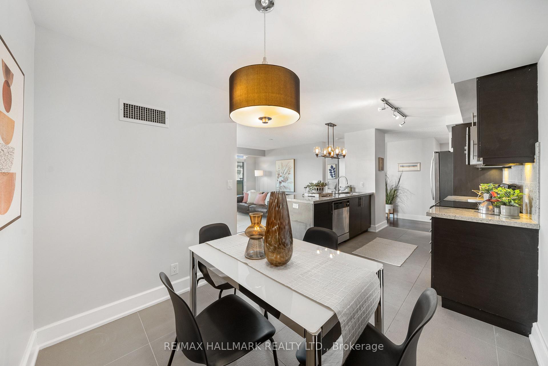 676 Sheppard Avenue E 708, Toronto Unit: 708