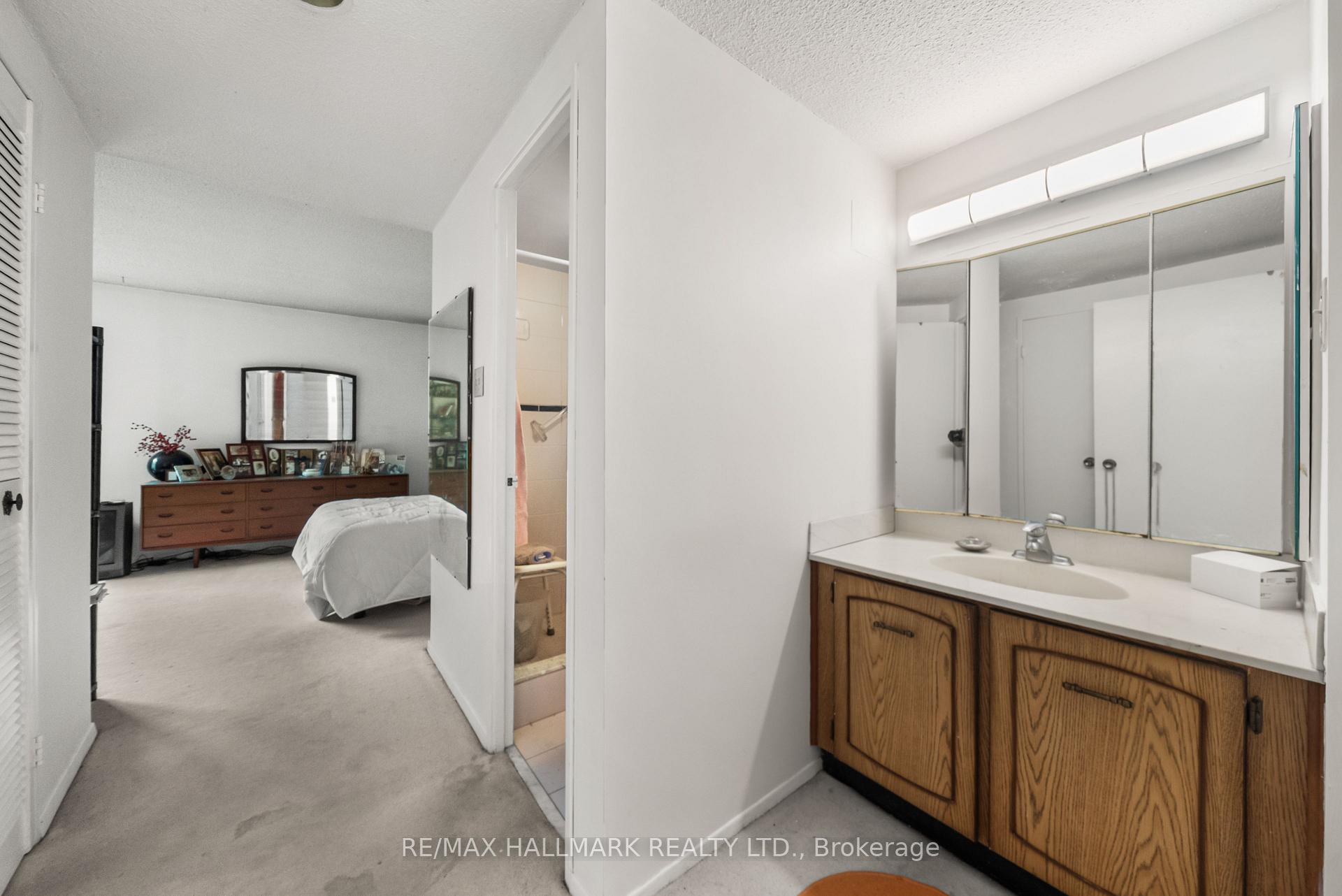 3303 Don Mills Road 103, Toronto Unit: 103