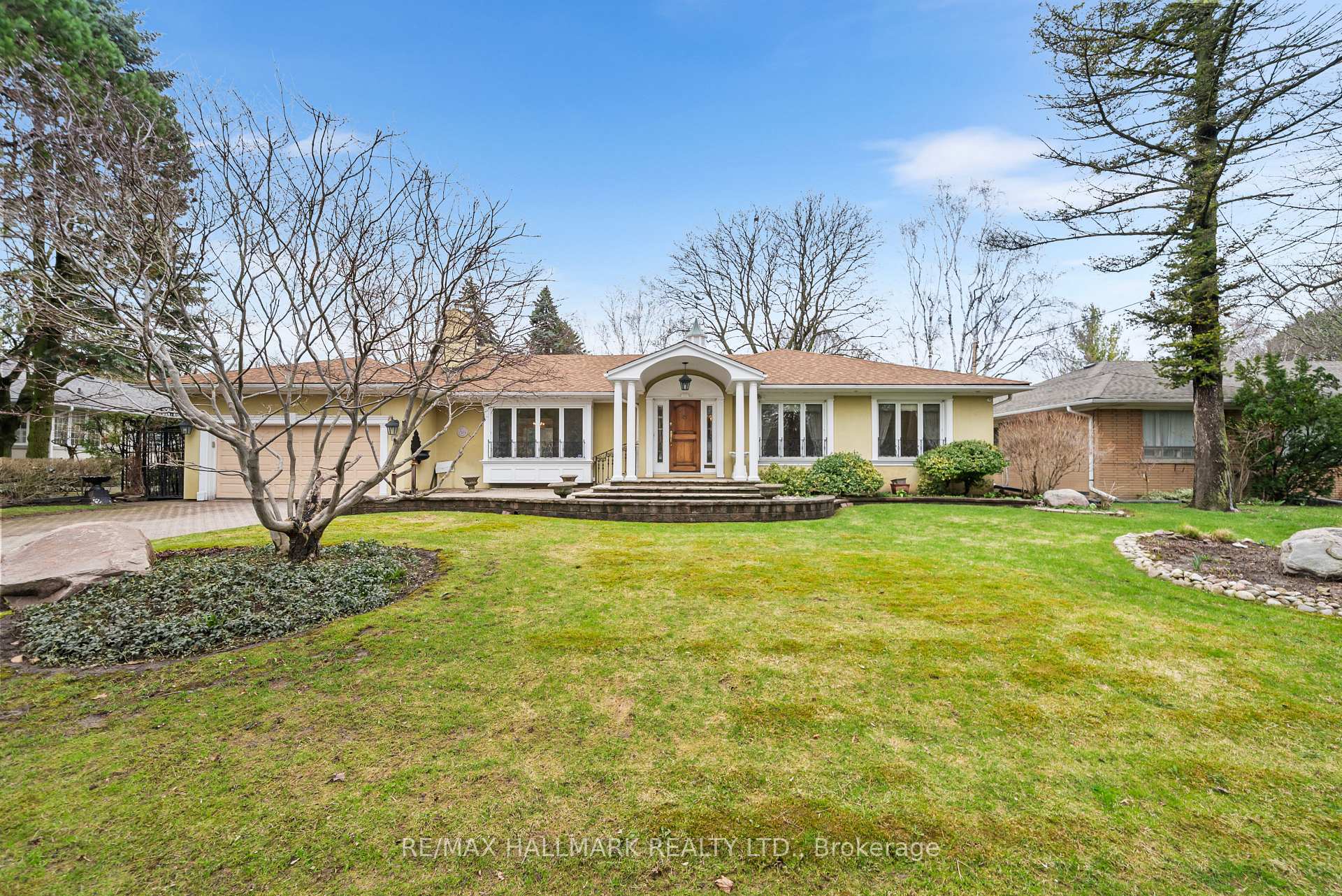 154 Valley Road, Toronto