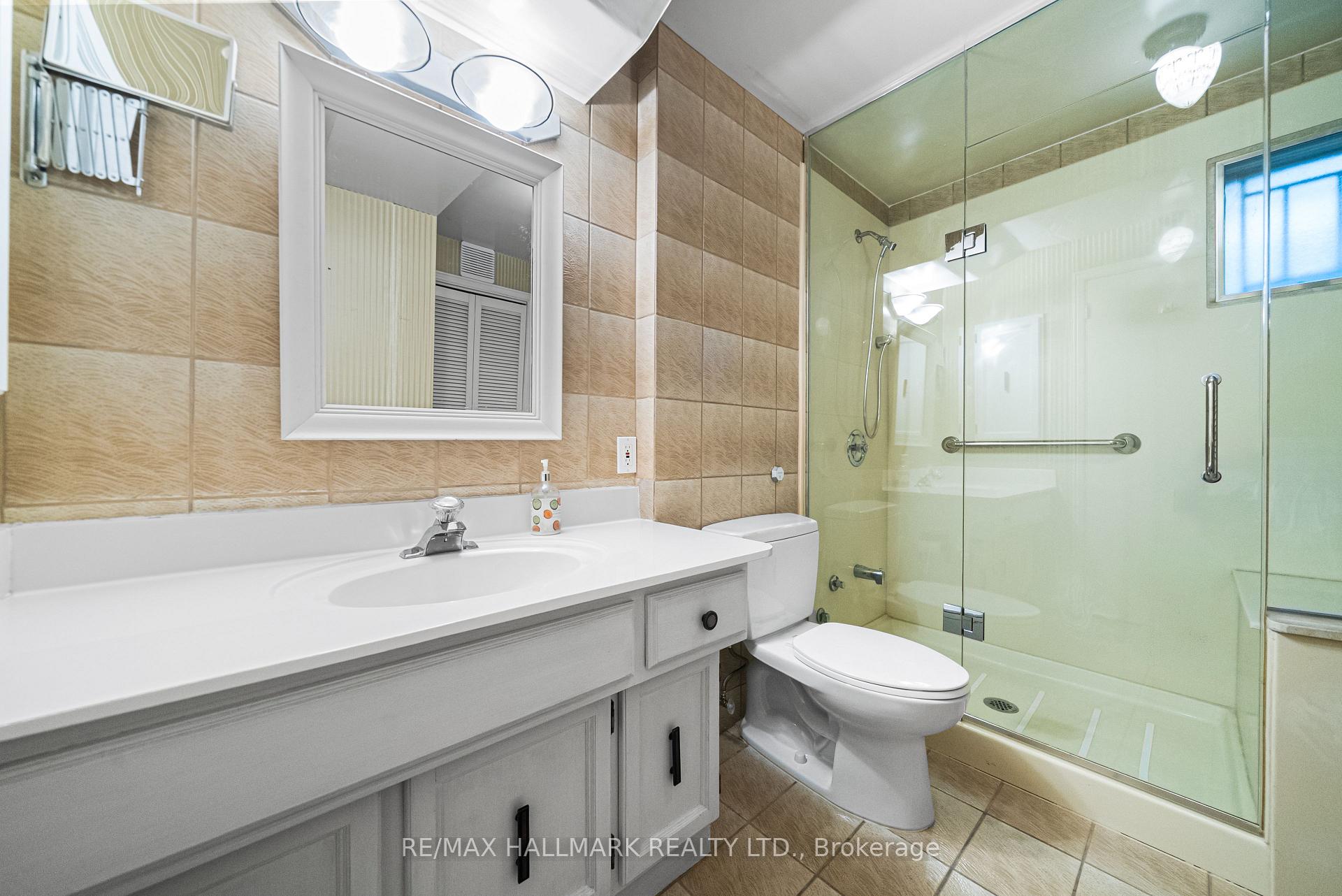 154 Valley Road, Toronto