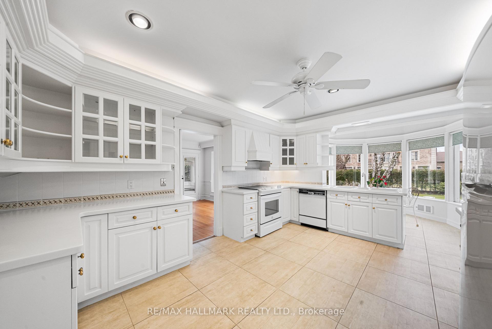 154 Valley Road, Toronto