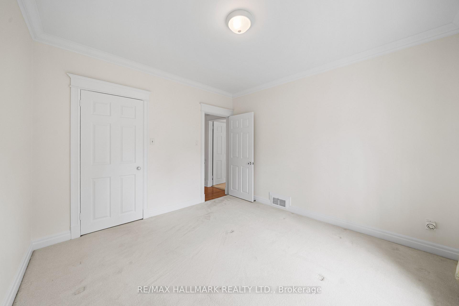 154 Valley Road, Toronto