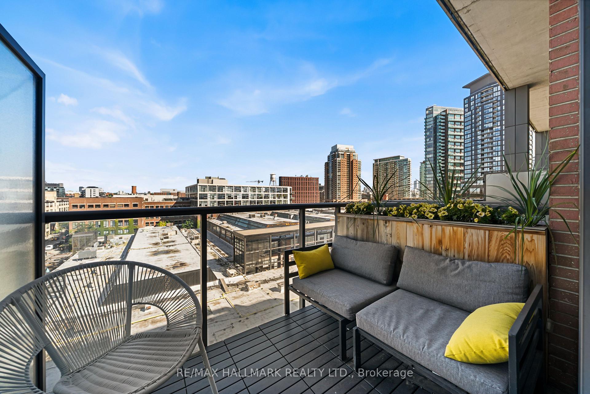 5 Hanna Avenue 617, Toronto Unit: 617