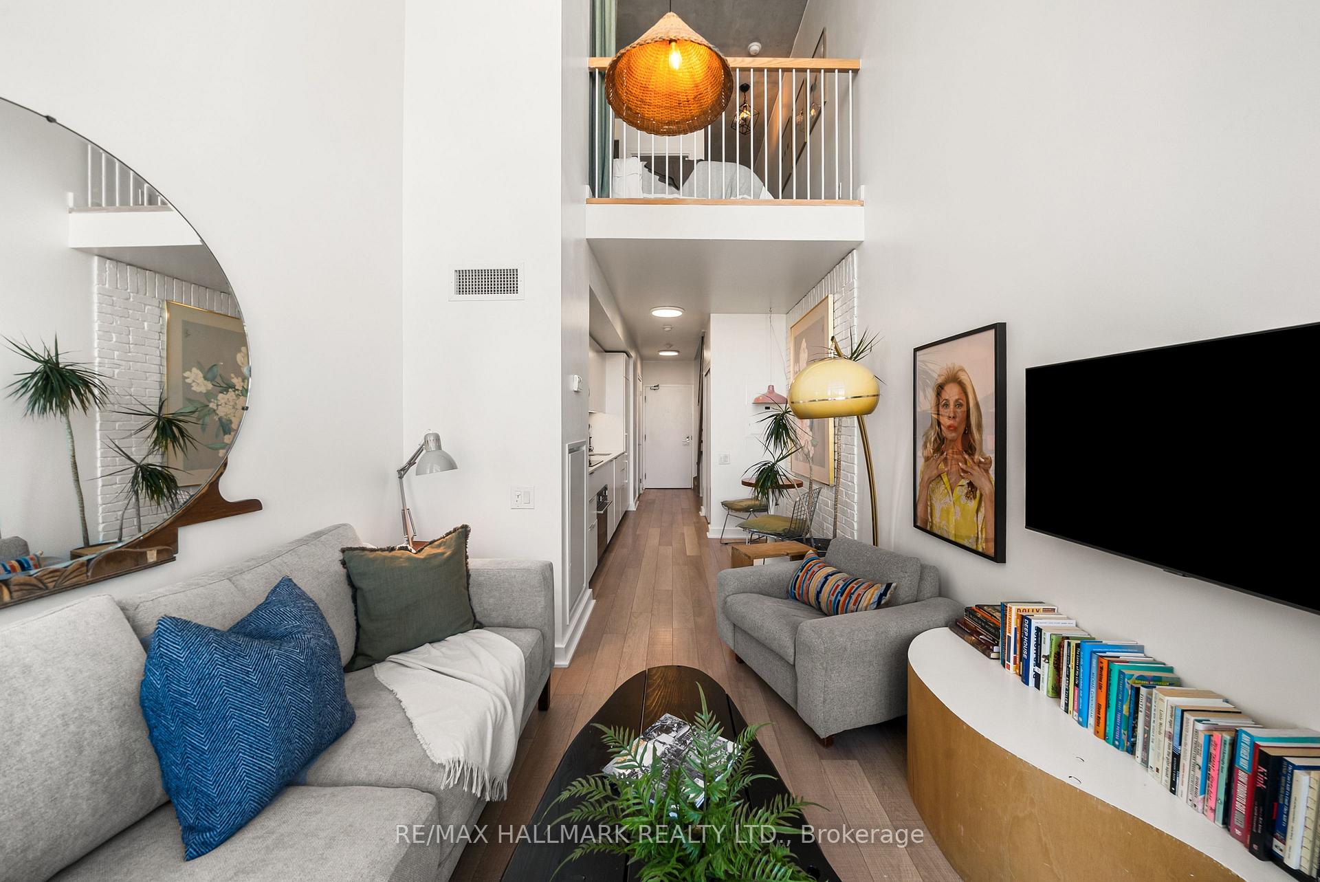 5 Hanna Avenue 617, Toronto Unit: 617