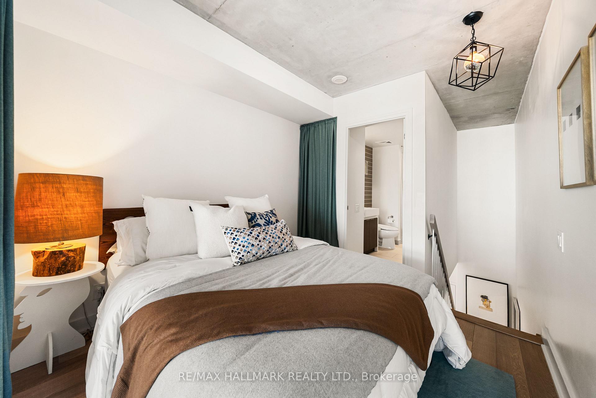5 Hanna Avenue 617, Toronto Unit: 617