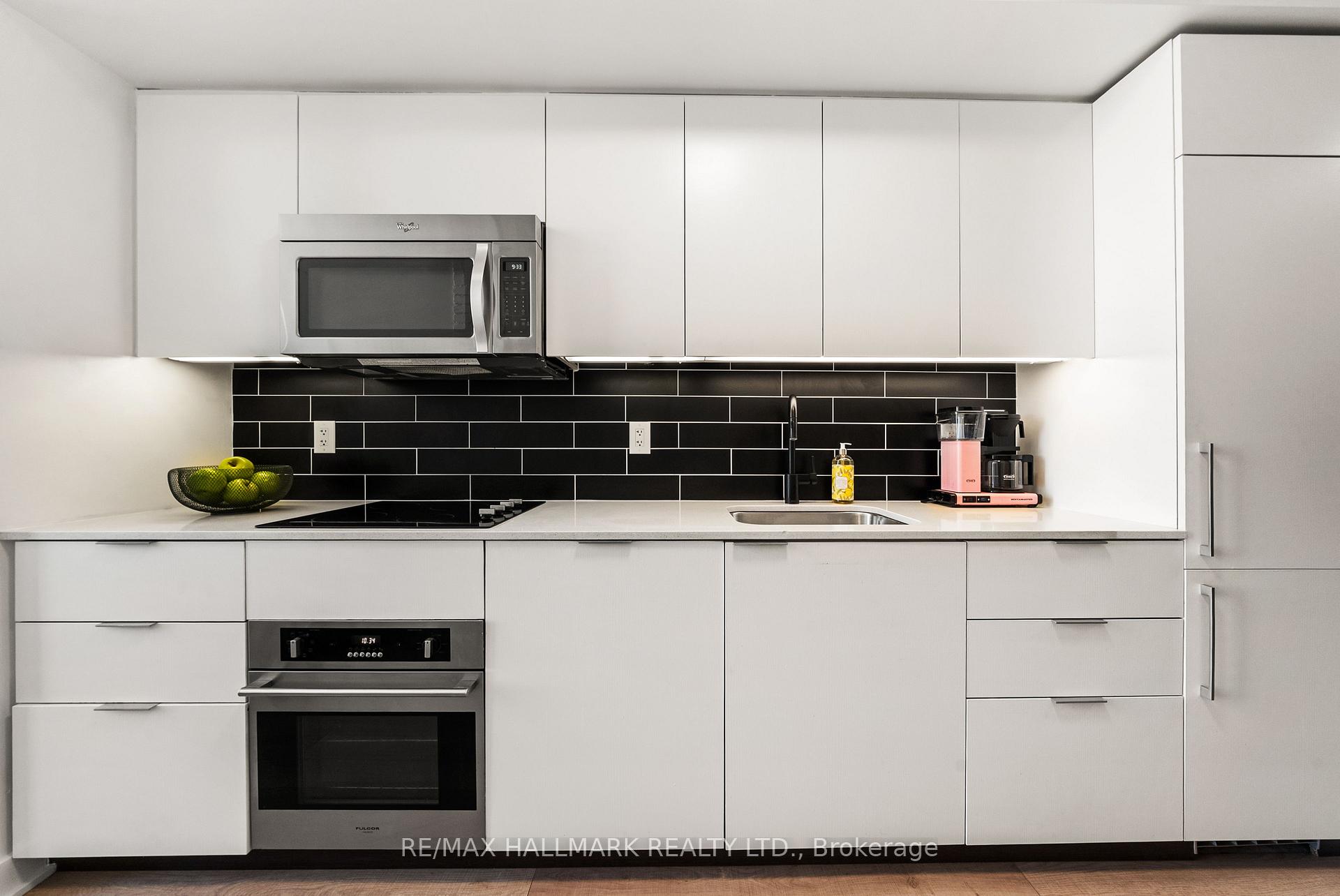 5 Hanna Avenue 617, Toronto Unit: 617
