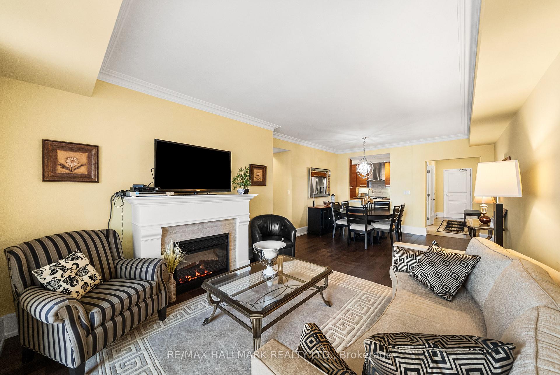 662 Sheppard Avenue E 807C, Toronto Unit: 807C