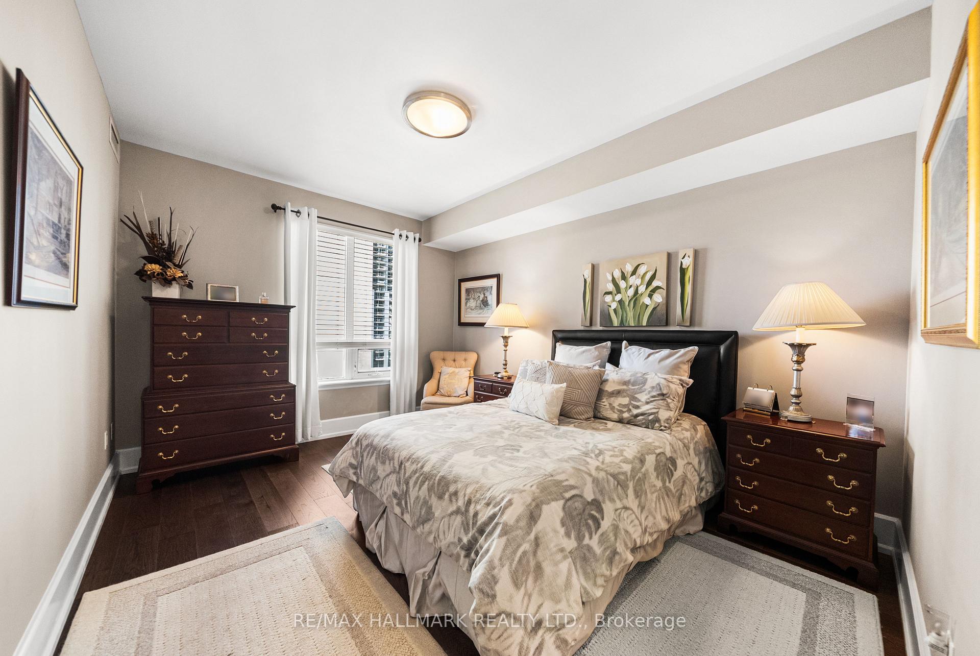 662 Sheppard Avenue E 807C, Toronto Unit: 807C
