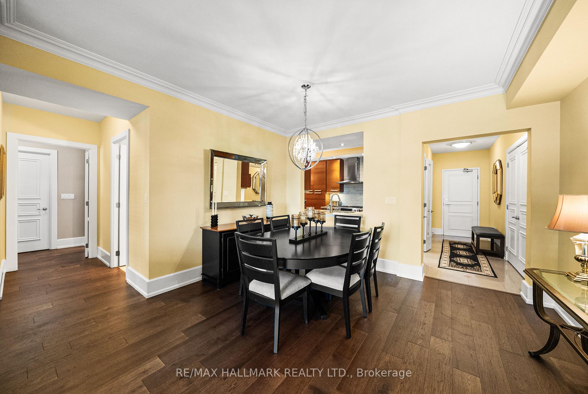 662 Sheppard Avenue E 807C, Toronto Unit: 807C