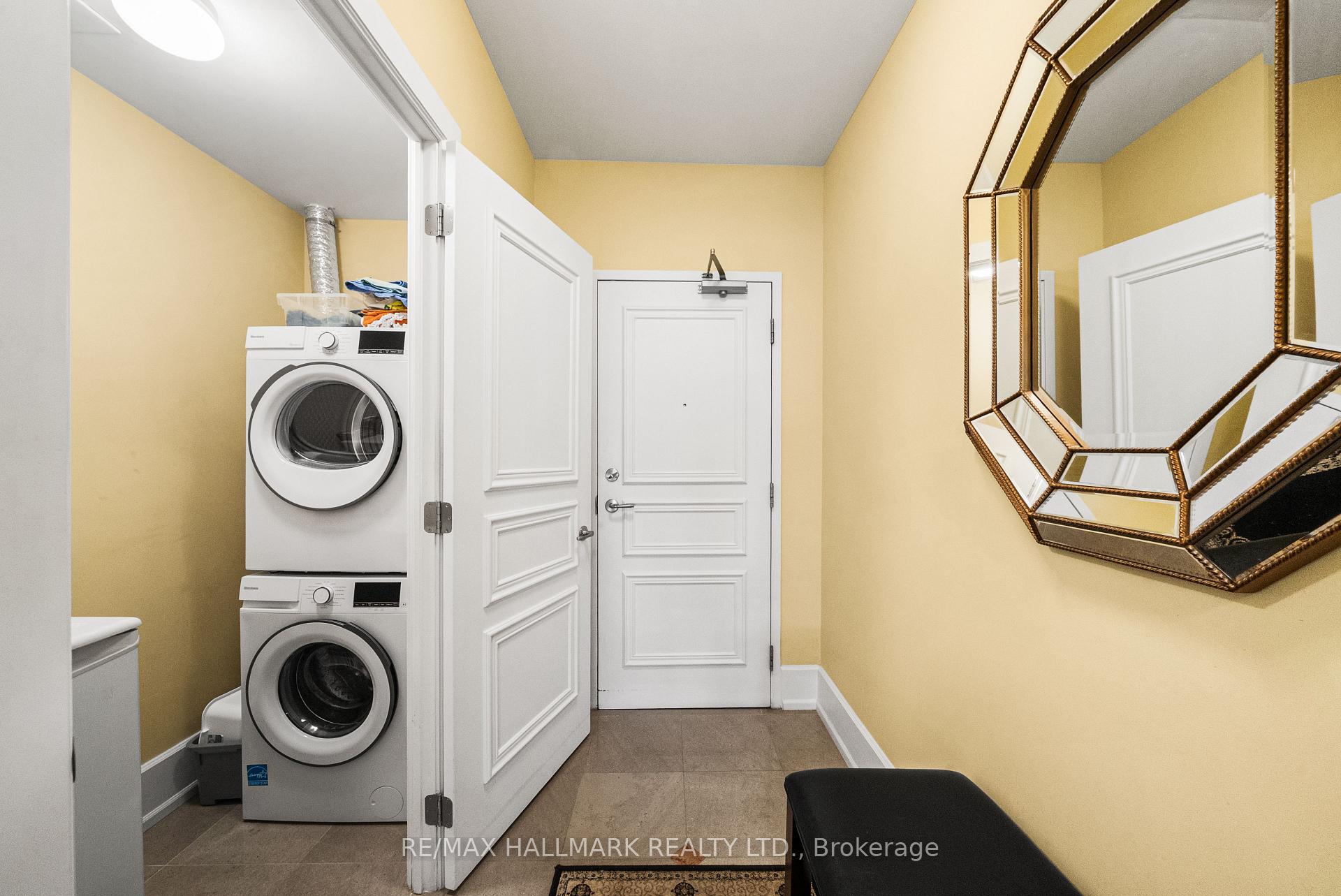 662 Sheppard Avenue E 807C, Toronto Unit: 807C