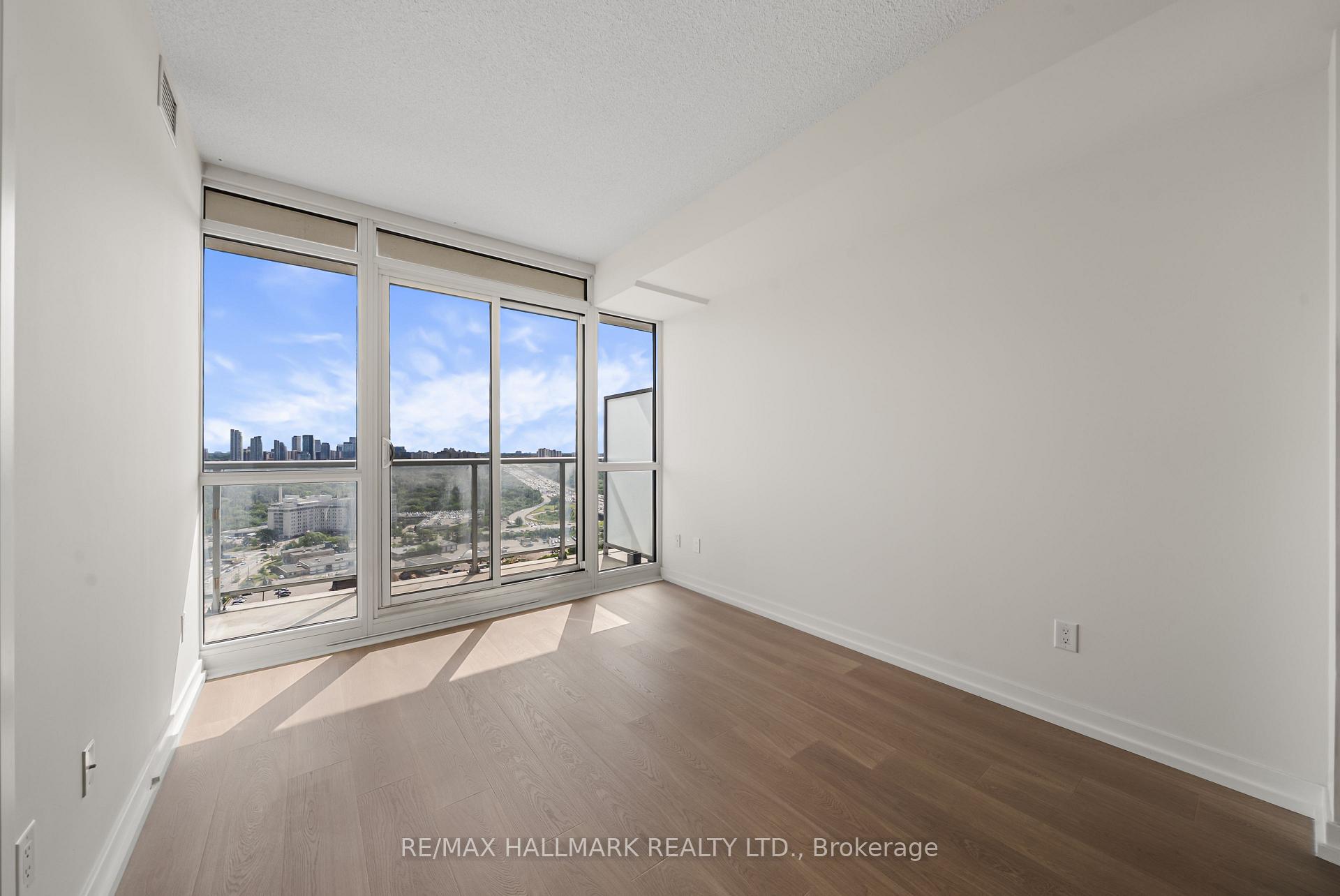 121 McMahon Drive 3102, Toronto Unit: 3102