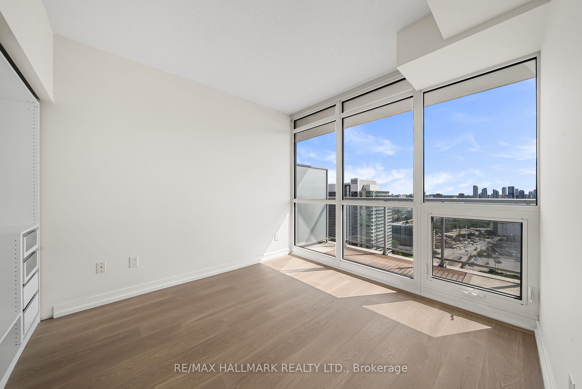 121 McMahon Drive 3102, Toronto Unit: 3102