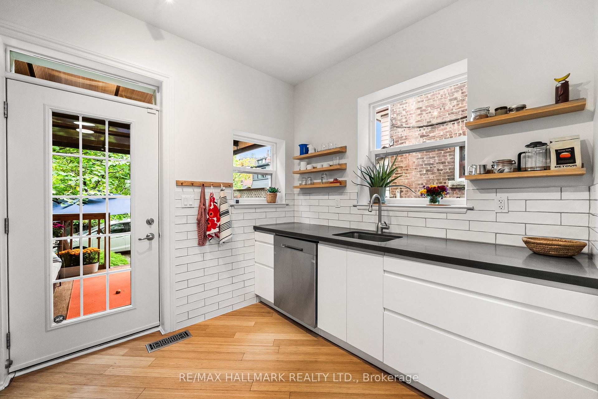 628 Ossington Avenue, Toronto