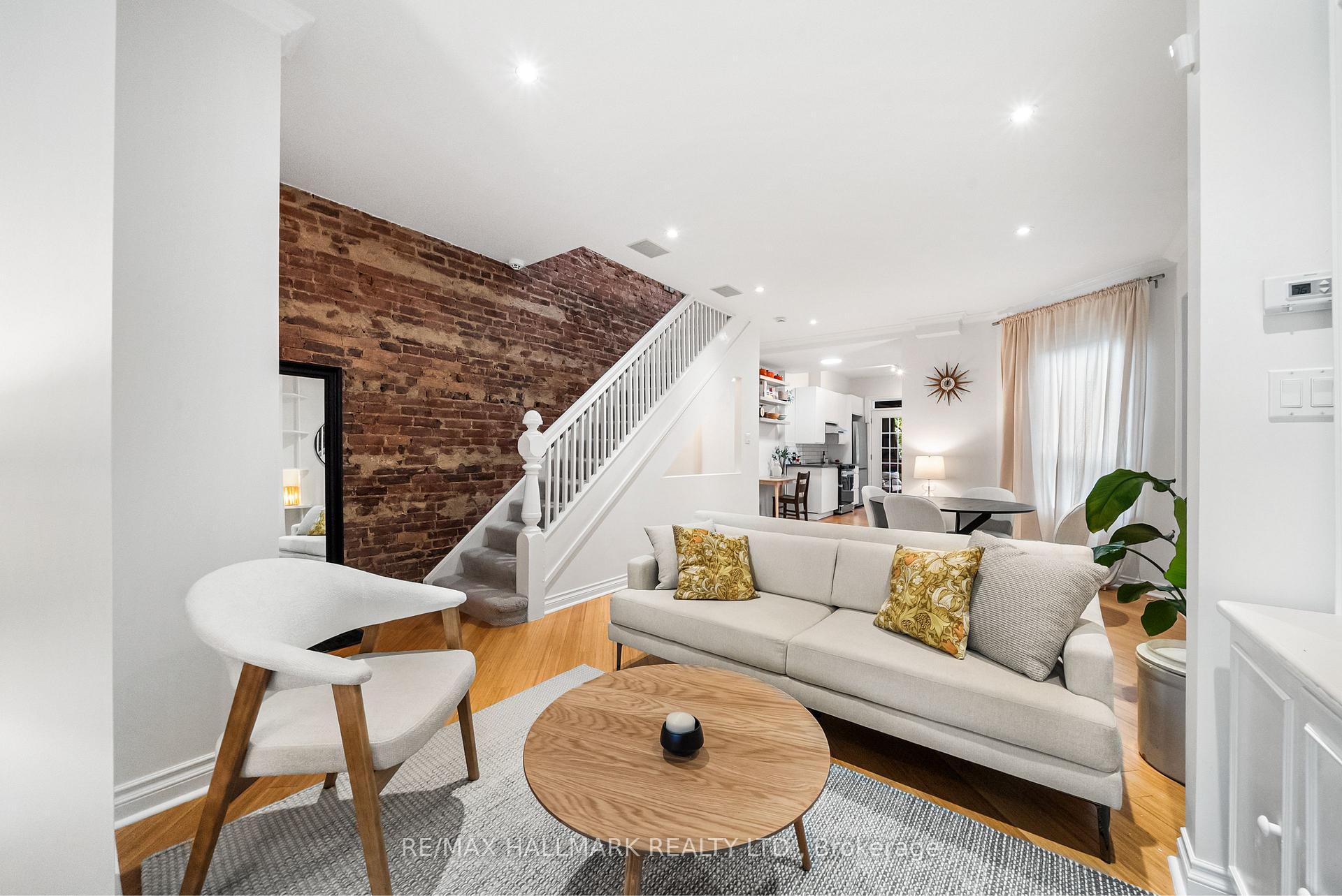 628 Ossington Avenue, Toronto