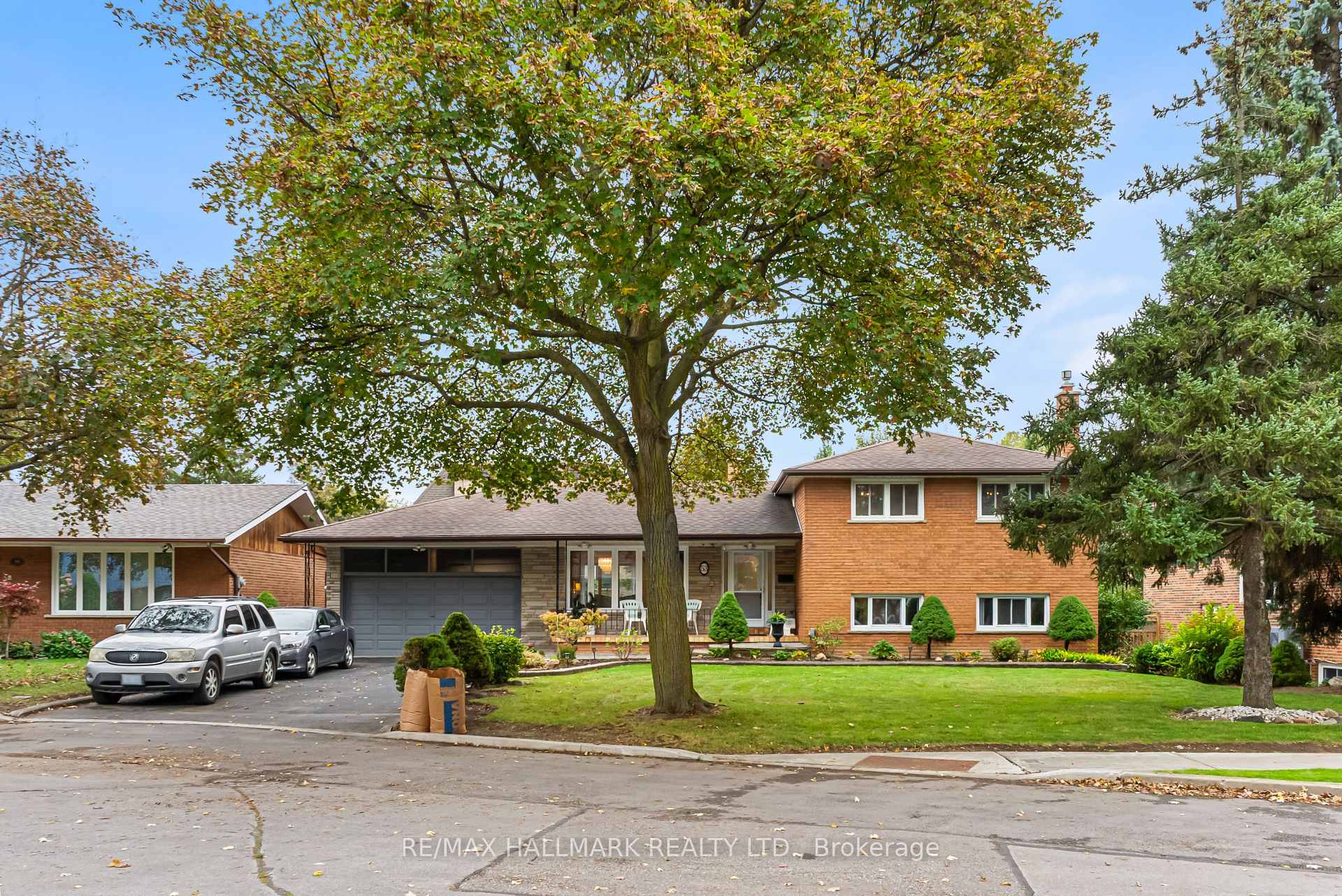 53 Tobruk Crescent, Toronto