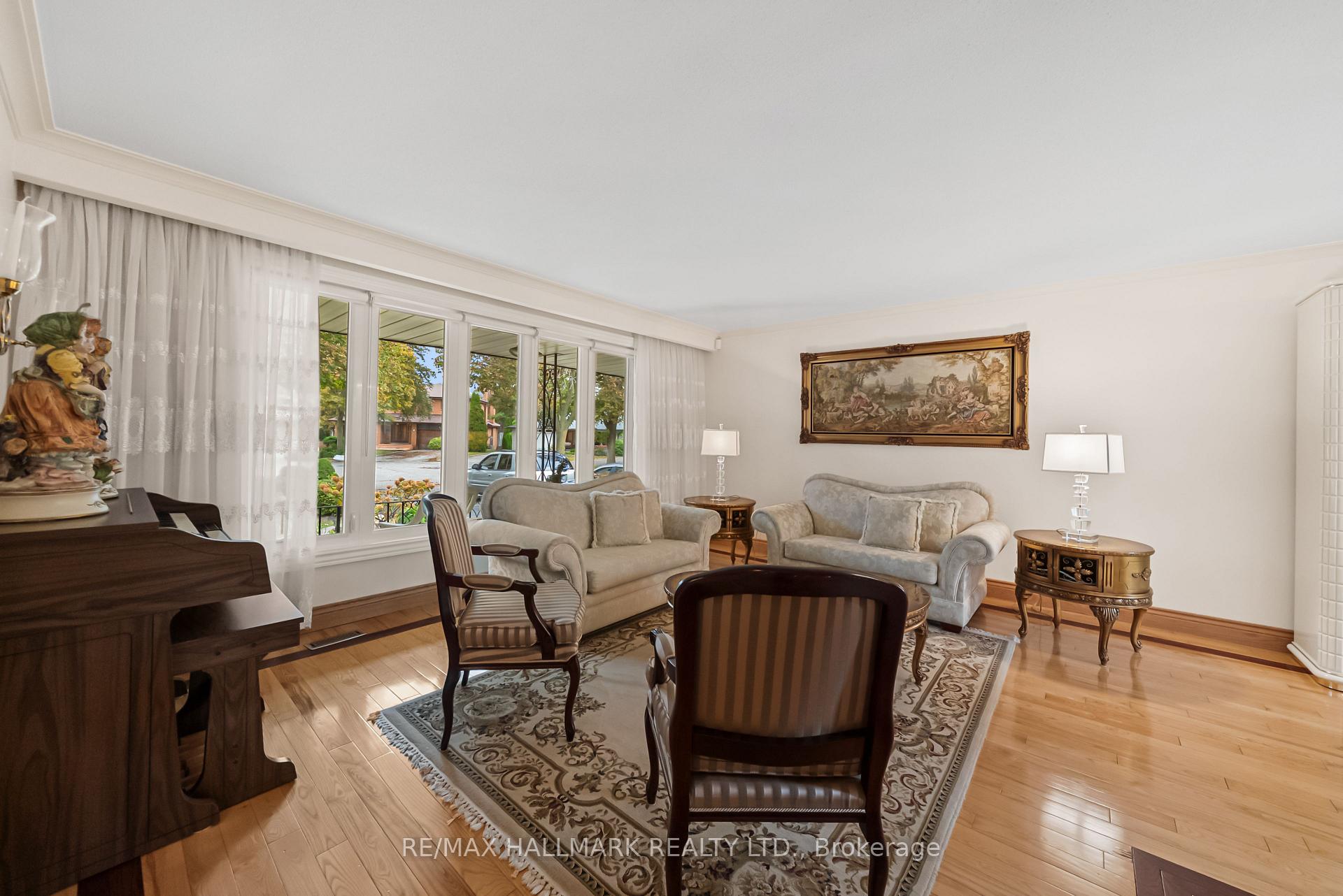 53 Tobruk Crescent, Toronto