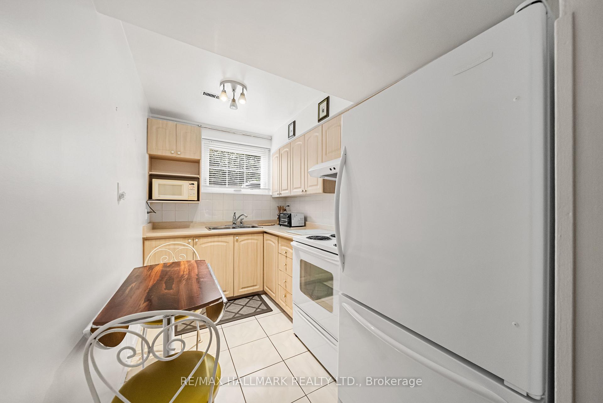 53 Tobruk Crescent, Toronto