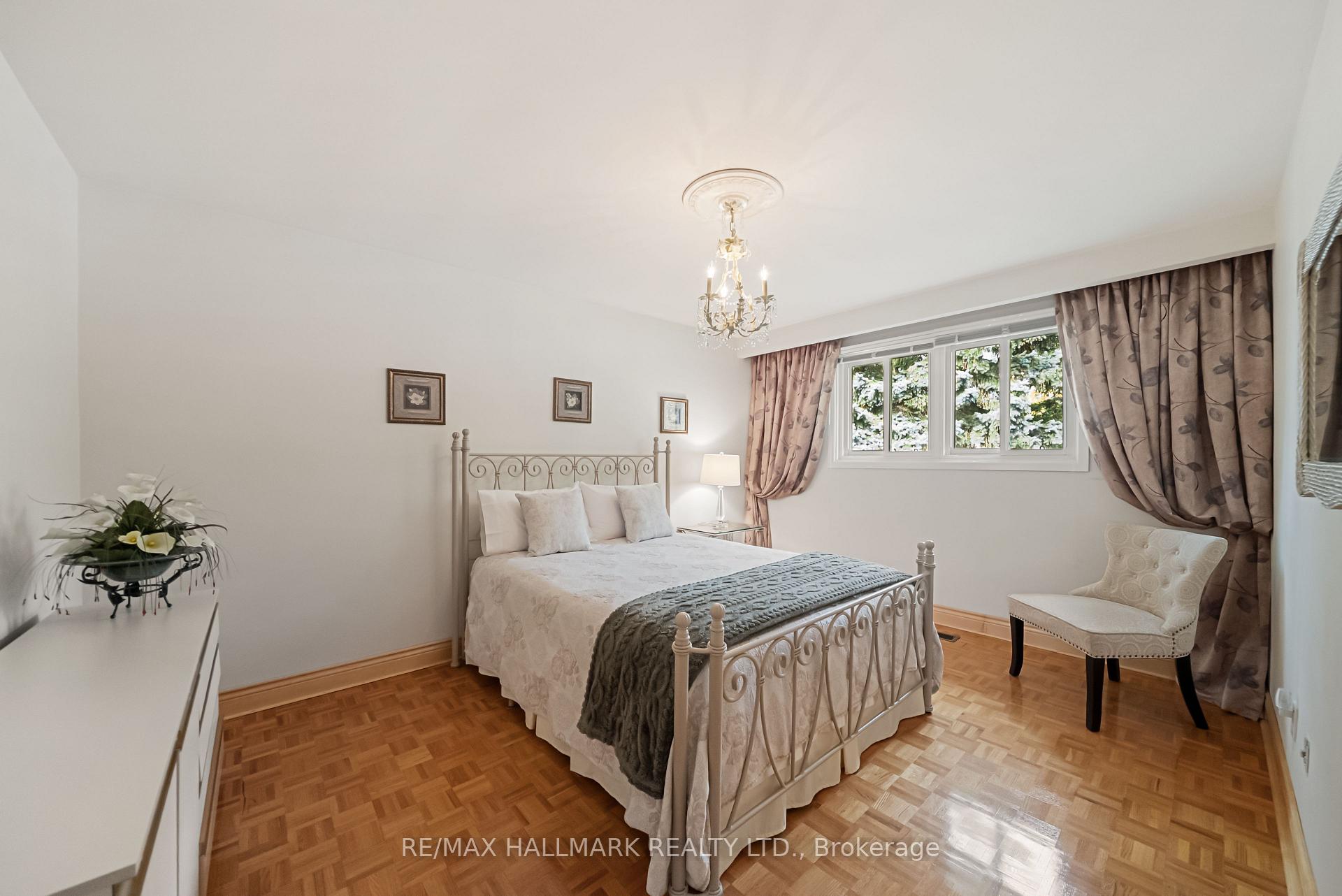53 Tobruk Crescent, Toronto