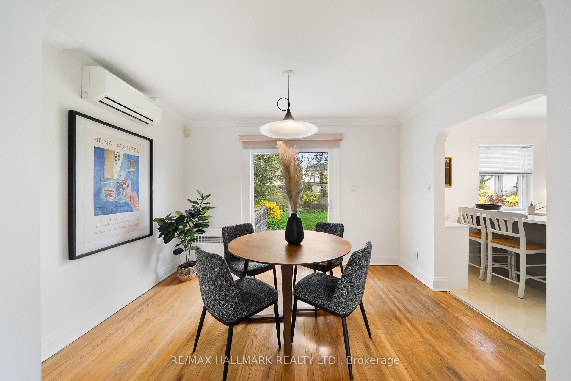 7 Queensgrove Road