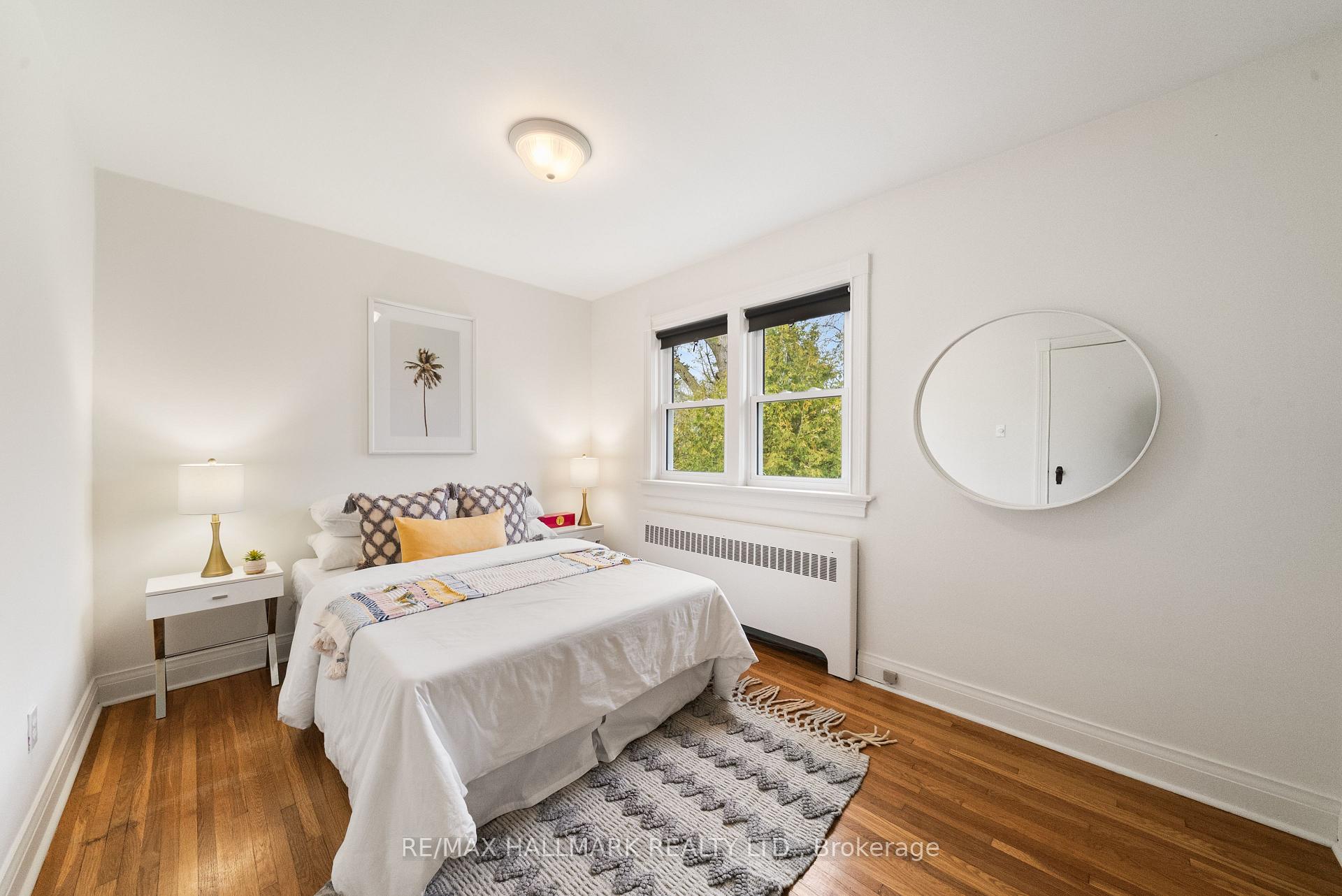 7 Queensgrove Road