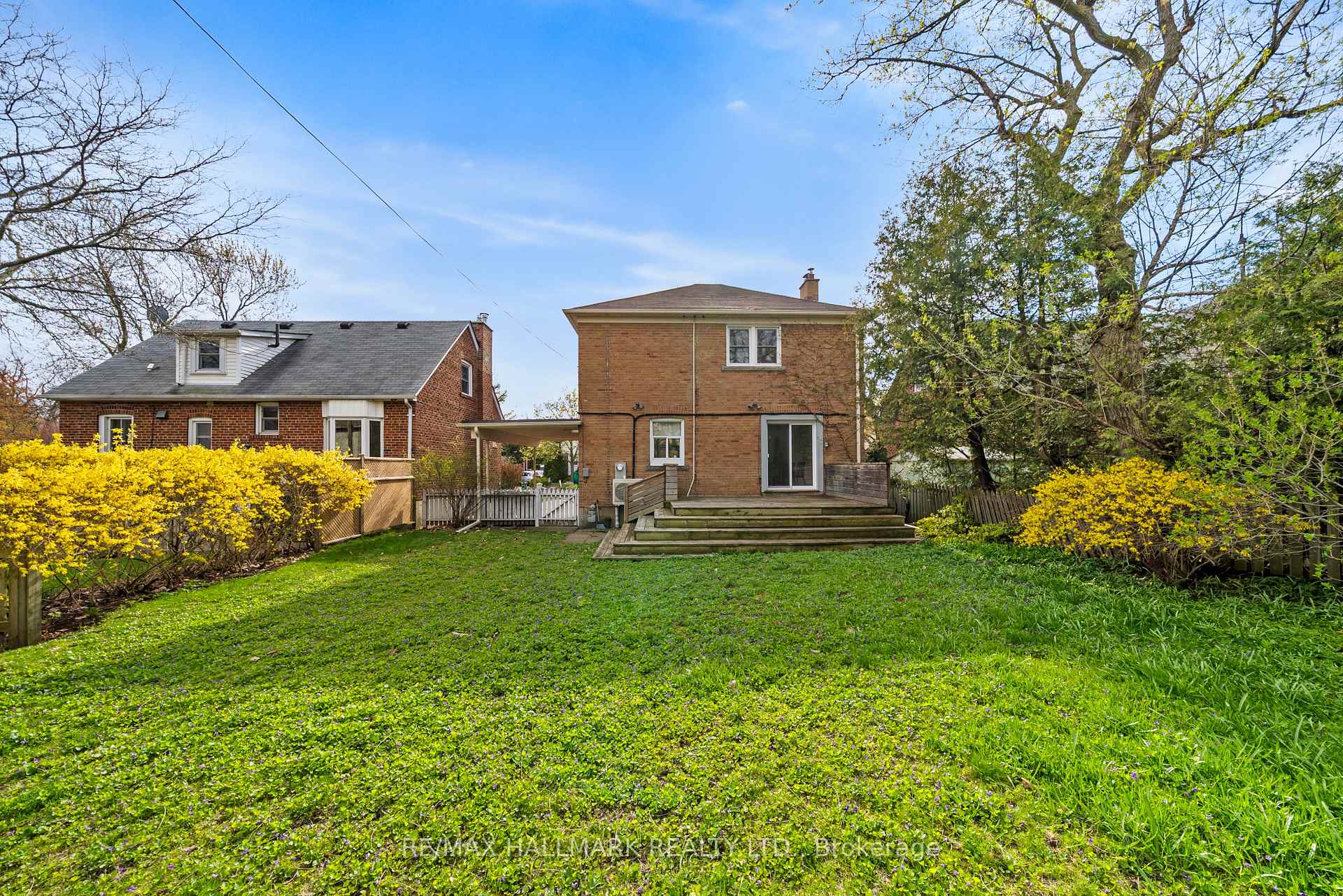 7 Queensgrove Road