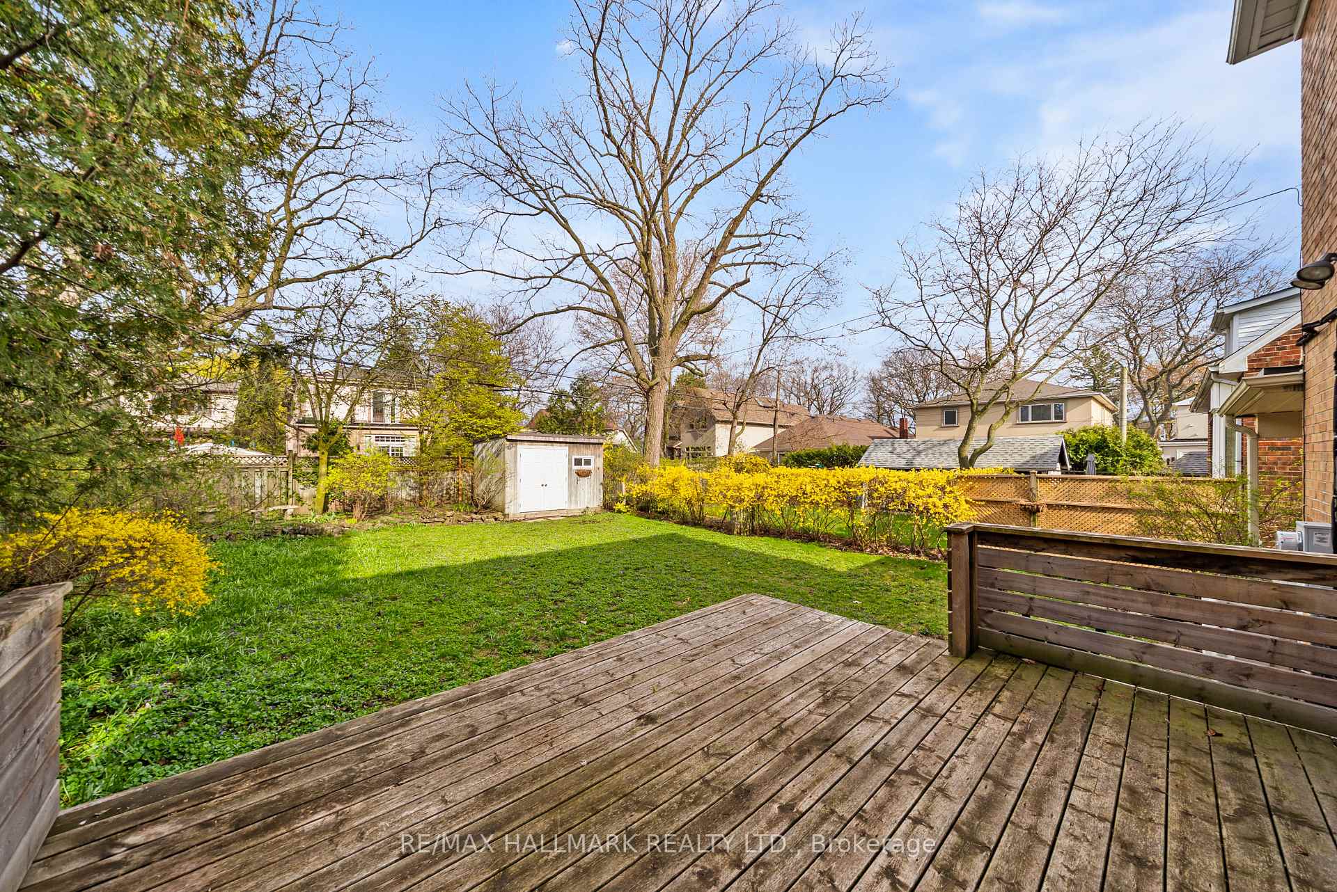 7 Queensgrove Road