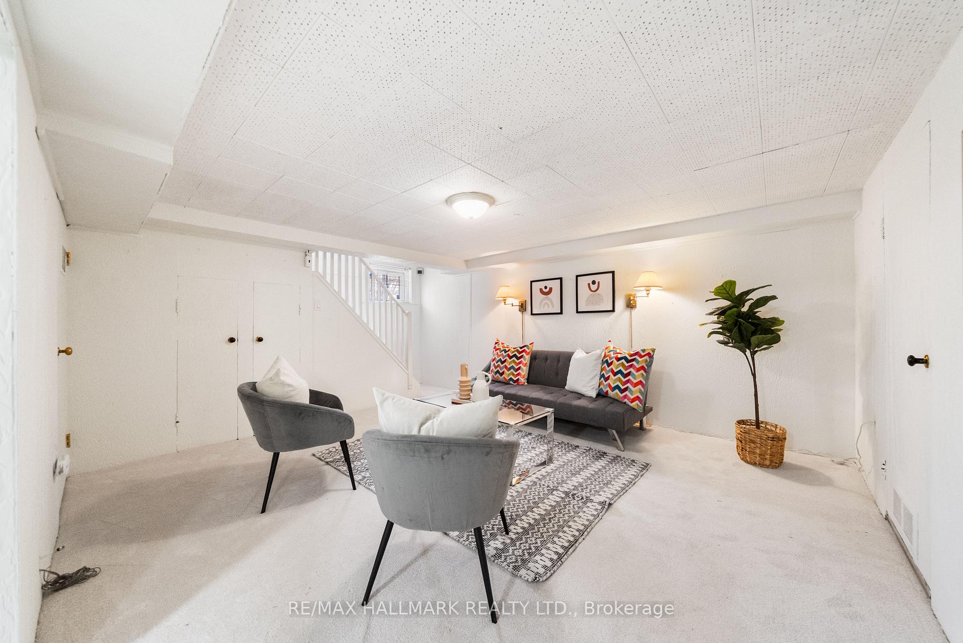7 Queensgrove Road