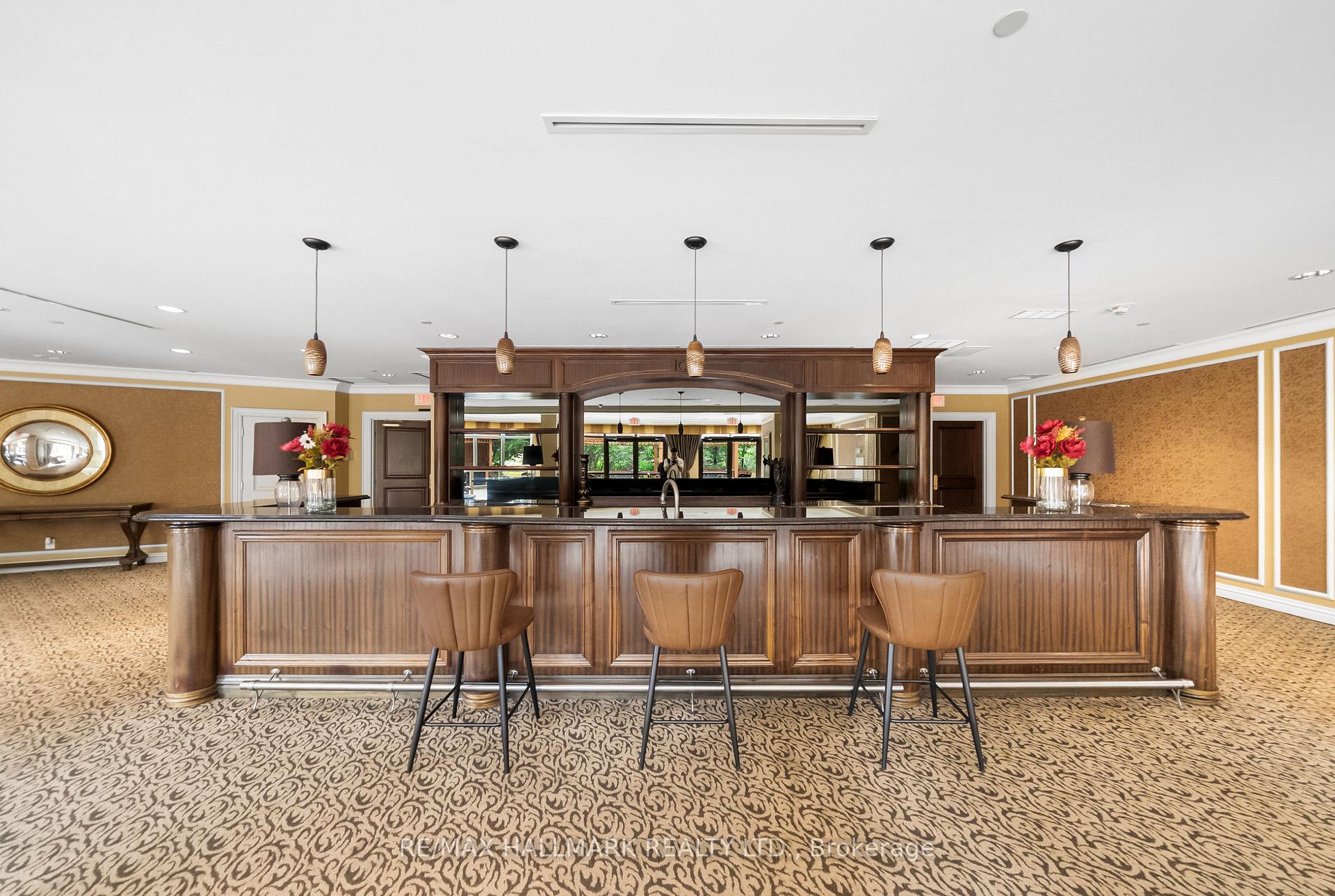 9235 Jane Street 1609
