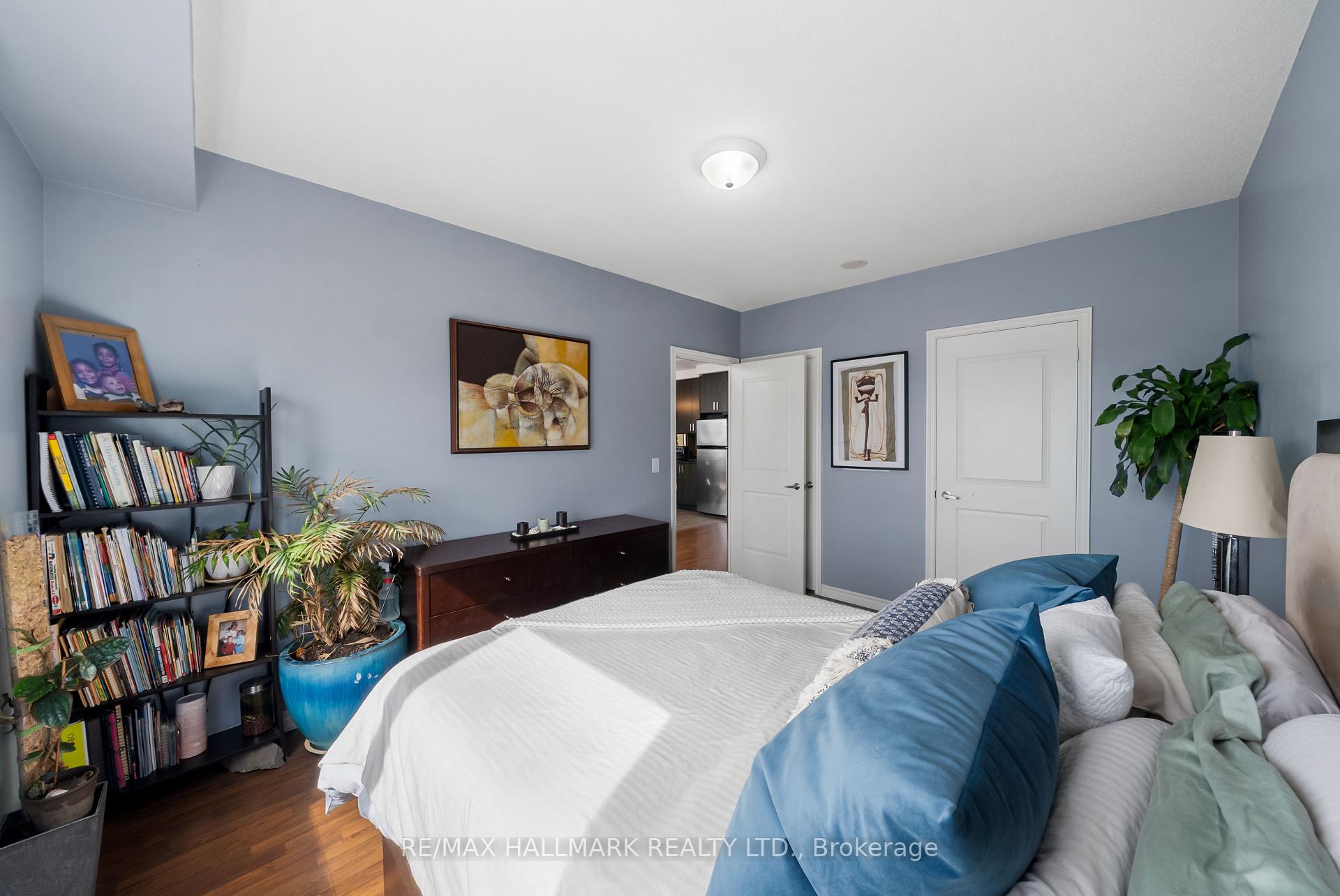 9235 Jane Street 1609