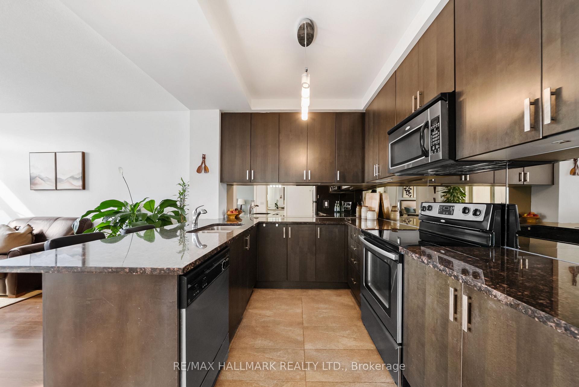 9235 Jane Street 1609