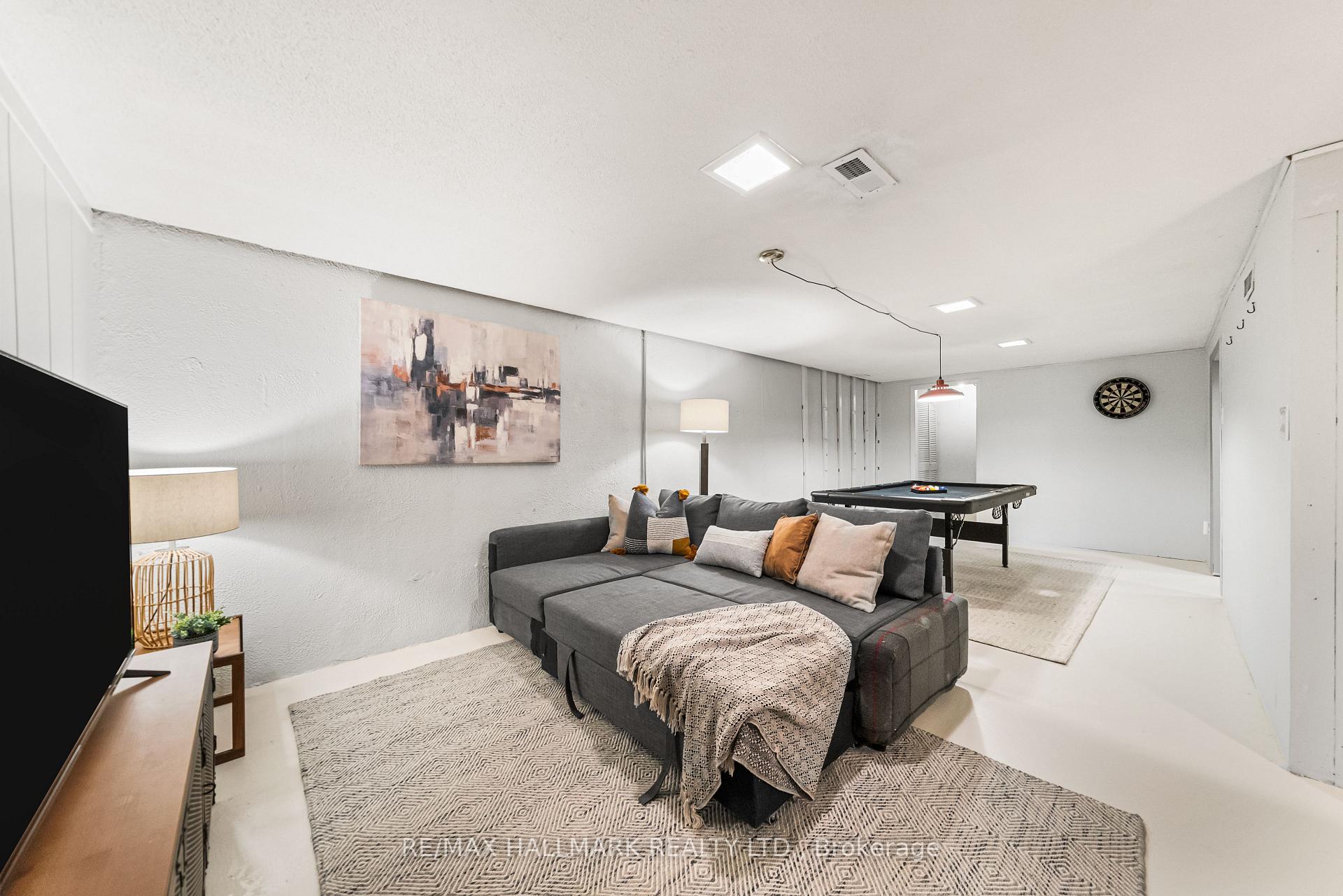 619 Timber Lane, Burlington, ON L7L 4B1, Burlington ON, L7L 4B1