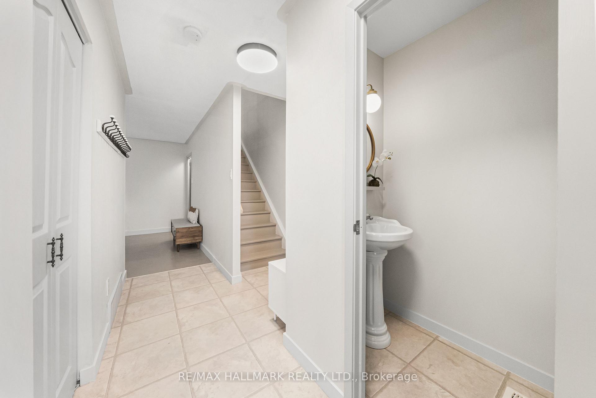 619 Timber Lane, Burlington, ON L7L 4B1, Burlington ON, L7L 4B1