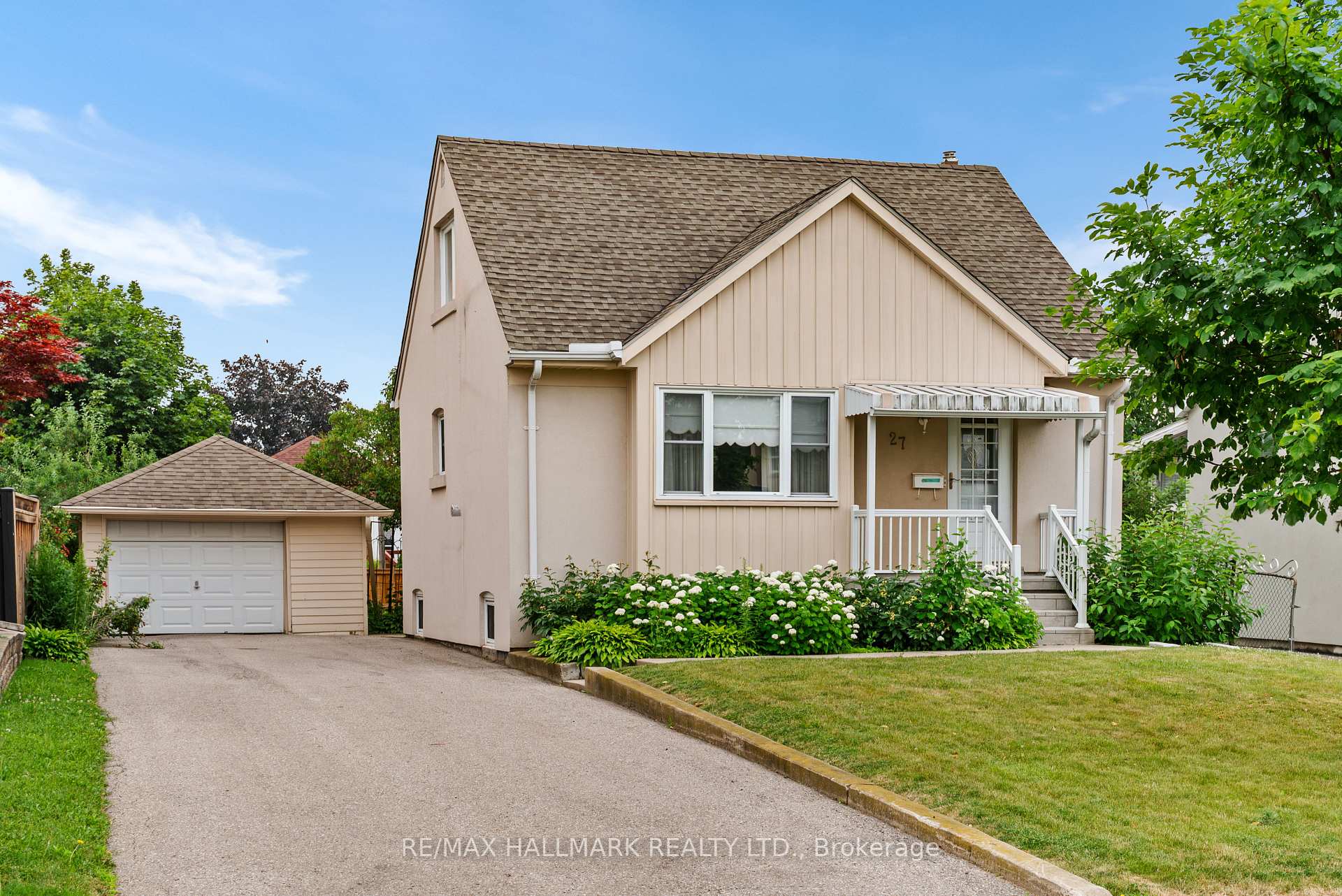 27 Sunray Crescent, Toronto