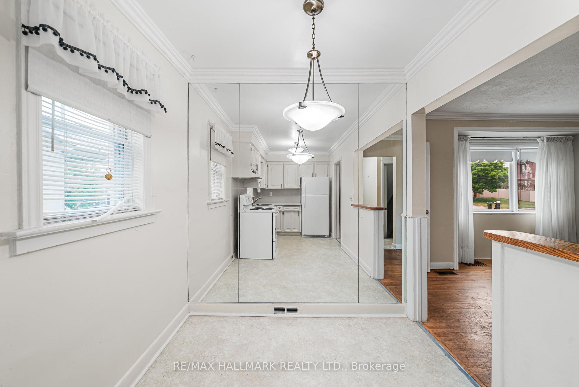 27 Sunray Crescent, Toronto
