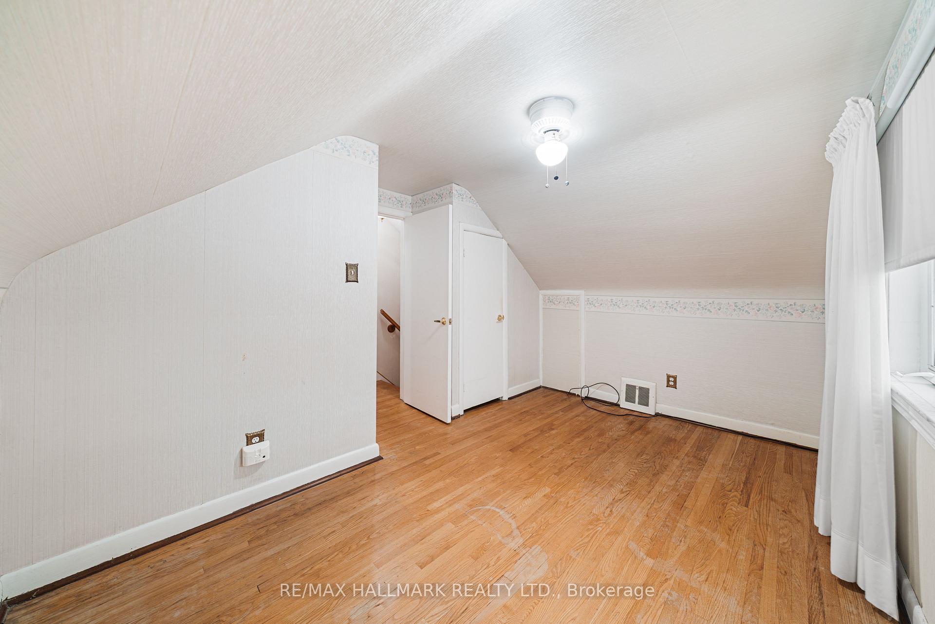 27 Sunray Crescent, Toronto