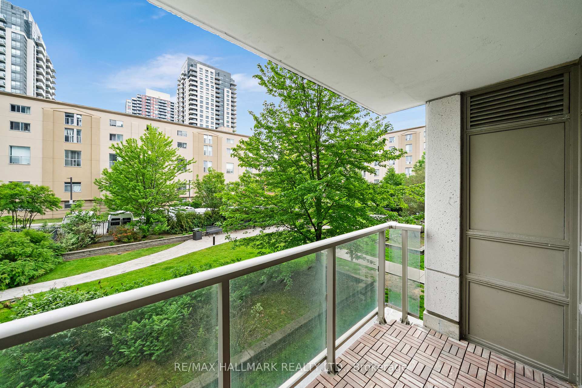816 Lansdowne Avenue 103, Toronto Unit: 103