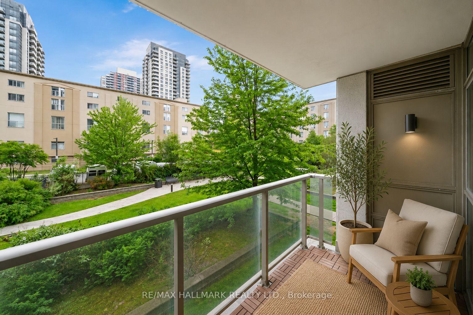 816 Lansdowne Avenue 103, Toronto Unit: 103