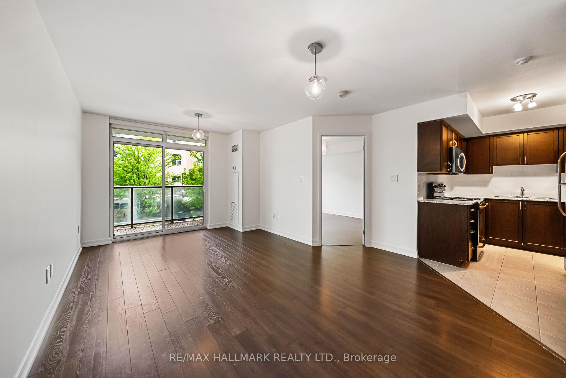 816 Lansdowne Avenue 103, Toronto Unit: 103