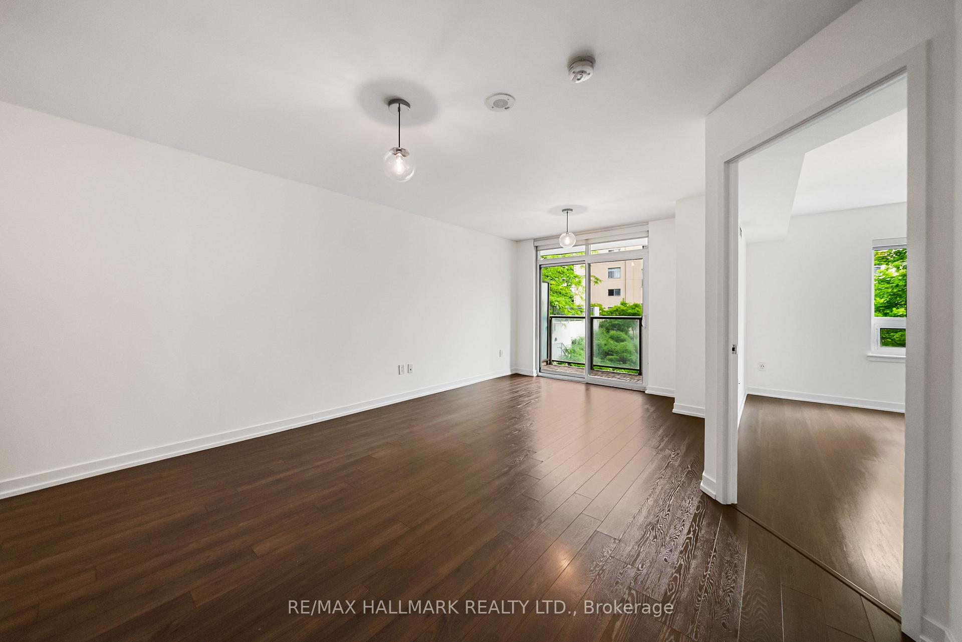 816 Lansdowne Avenue 103, Toronto Unit: 103