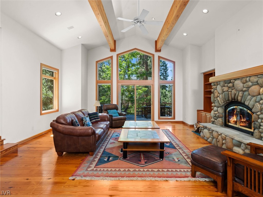577 Silvertip Drive