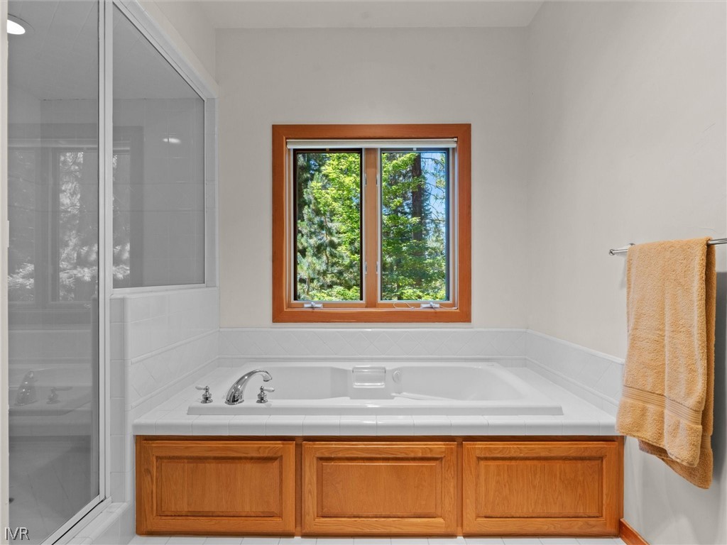 577 Silvertip Drive