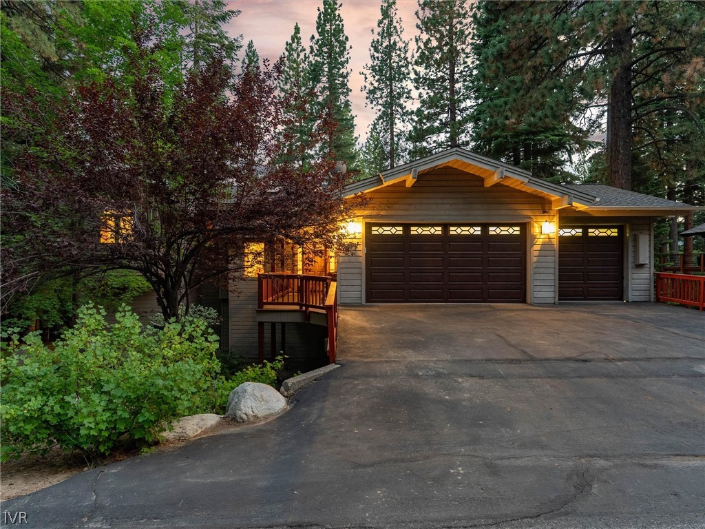 577 Silvertip Drive