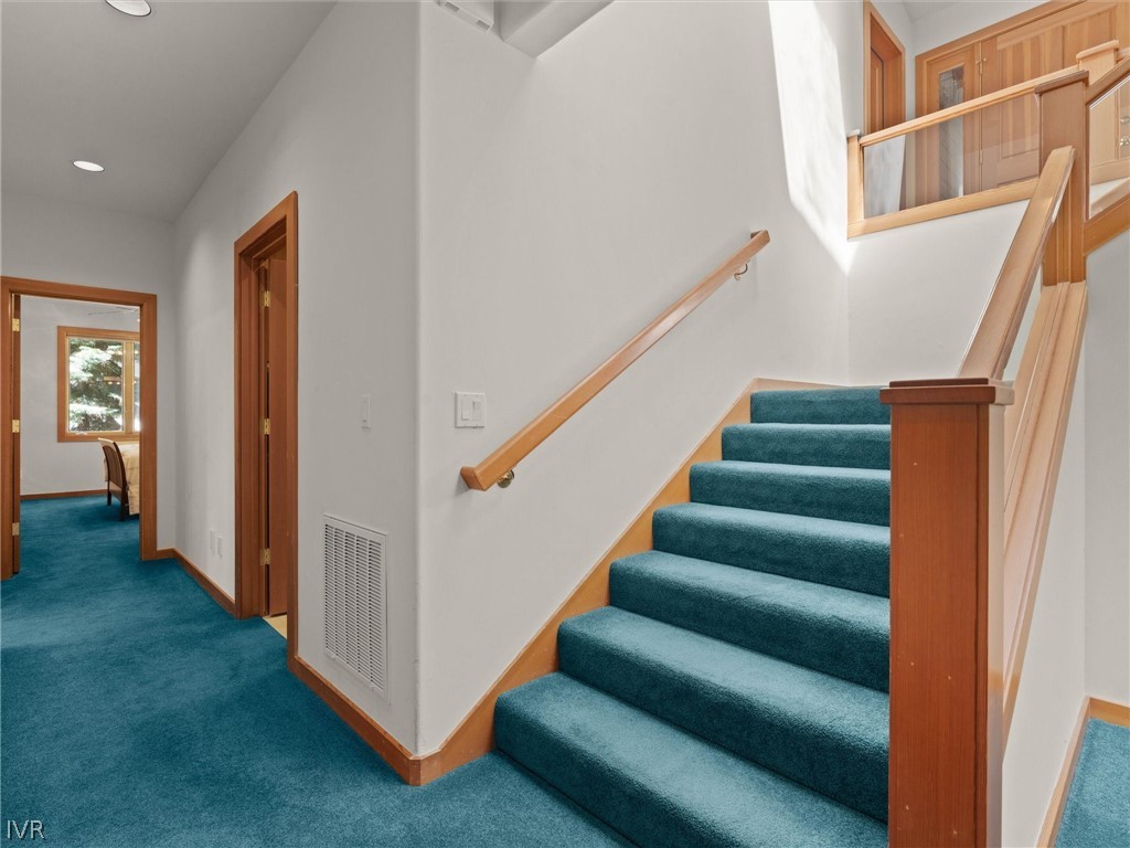 577 Silvertip Drive