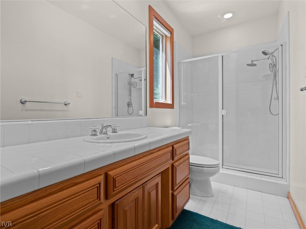 577 Silvertip Drive