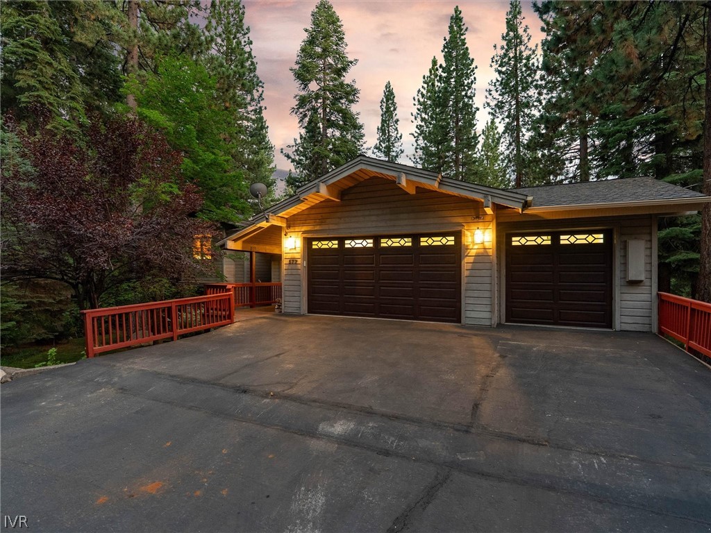 577 Silvertip Drive