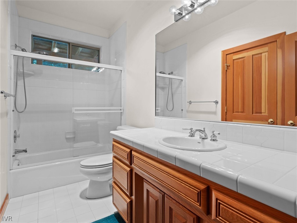 577 Silvertip Drive