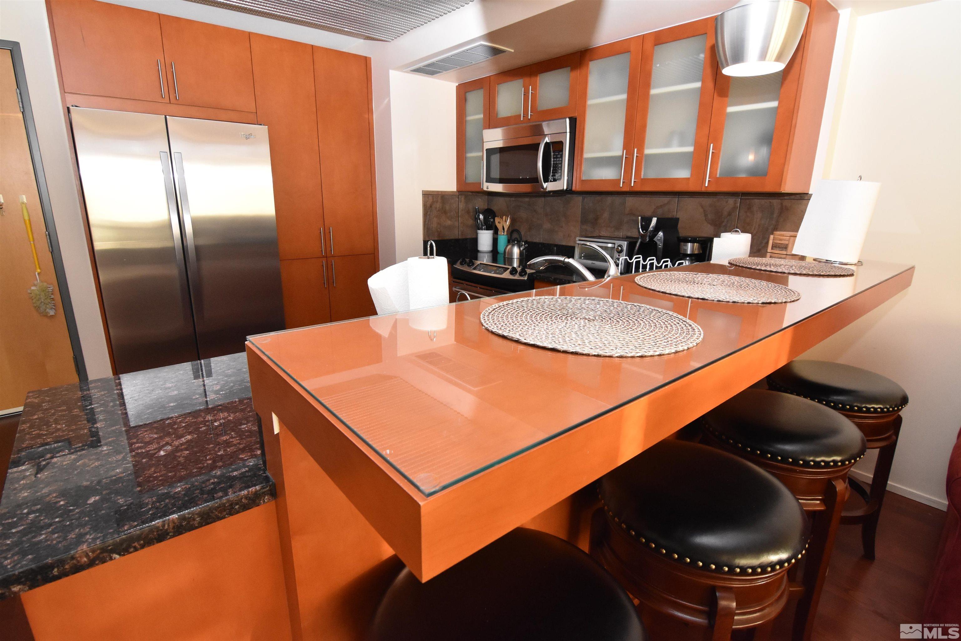 255 N Sierra Street, 2002