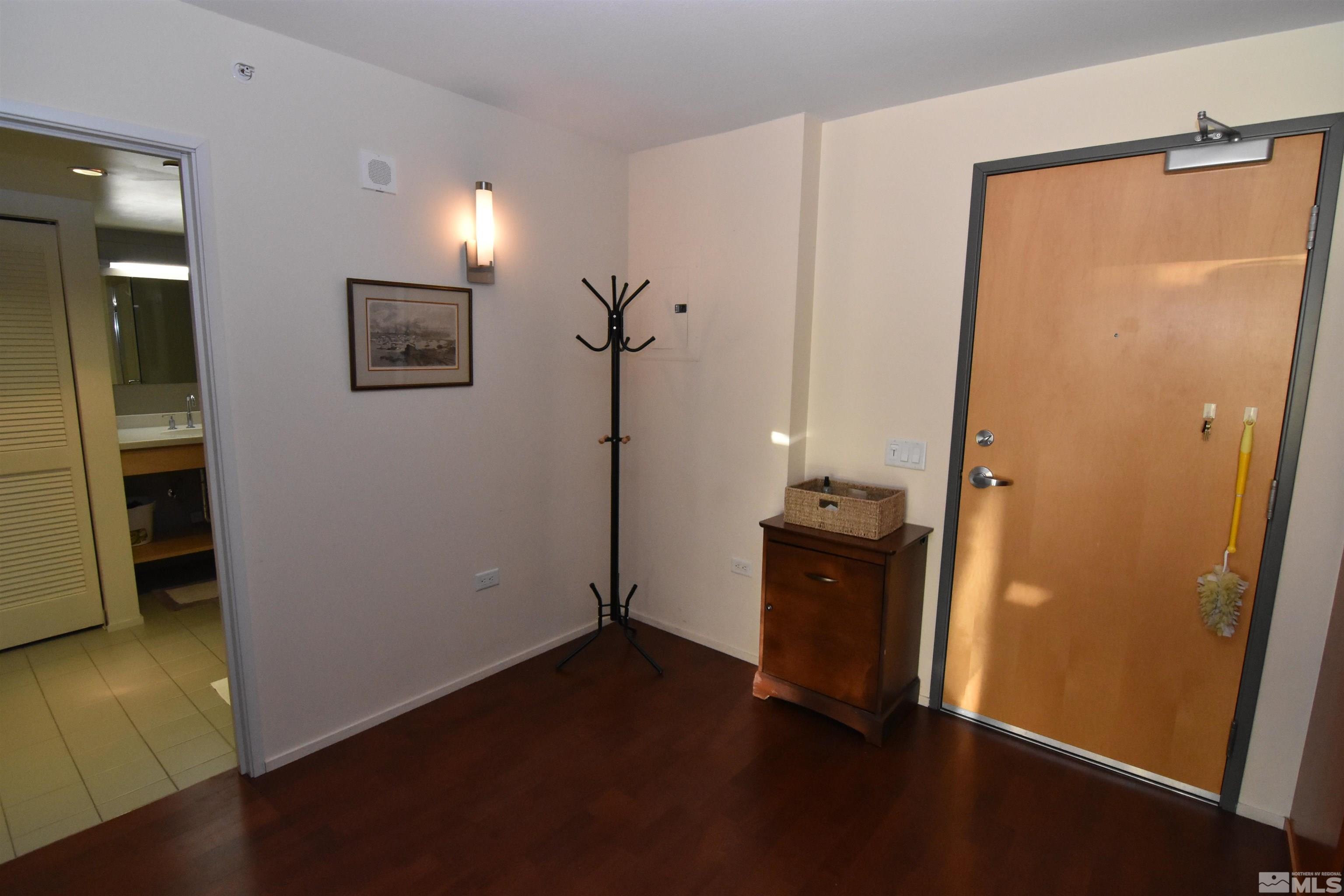 255 N Sierra Street, 2002